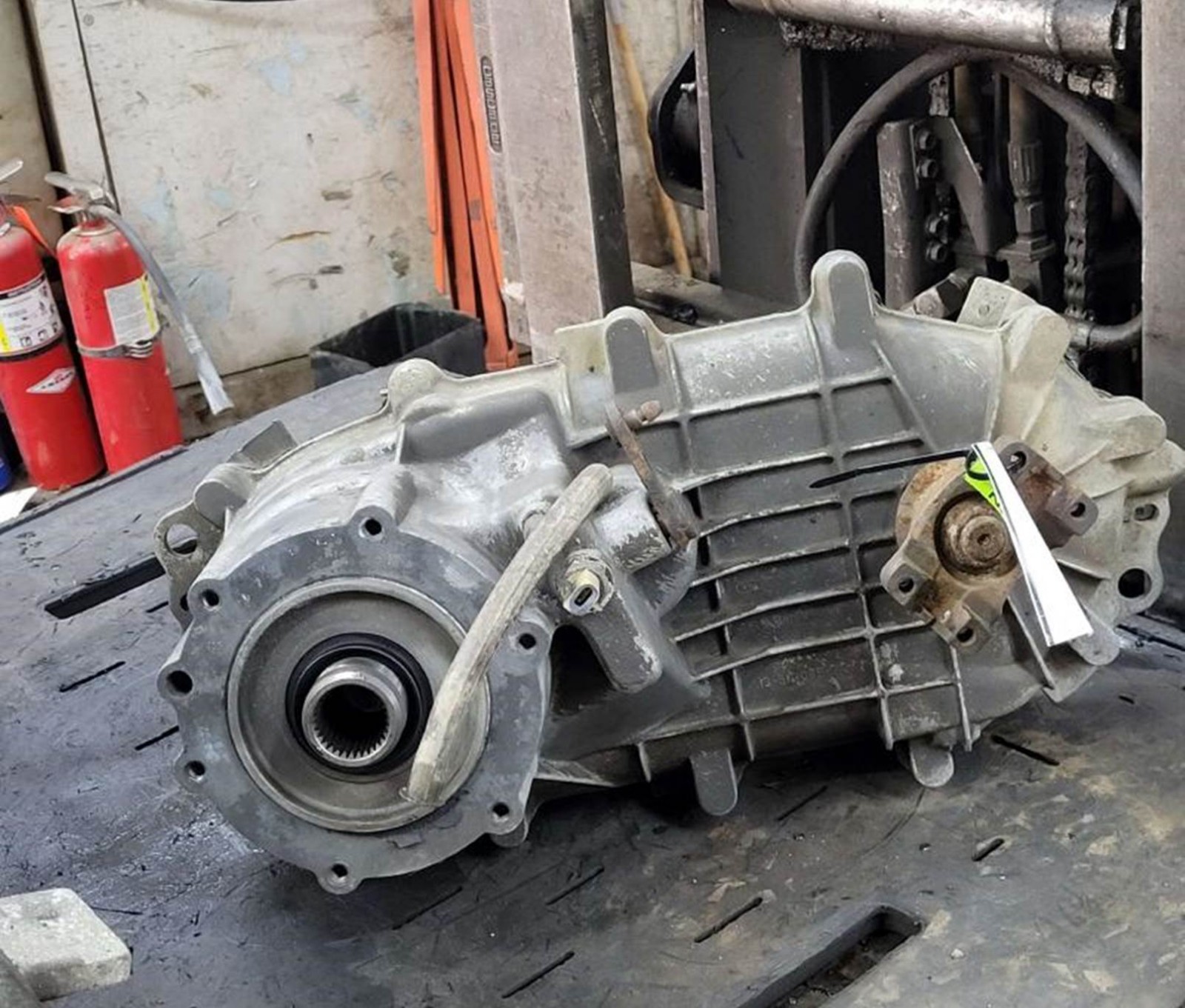 1992-1997 Ford F150 F250 F350 Transfer Case Warner 1356 Manual Shift