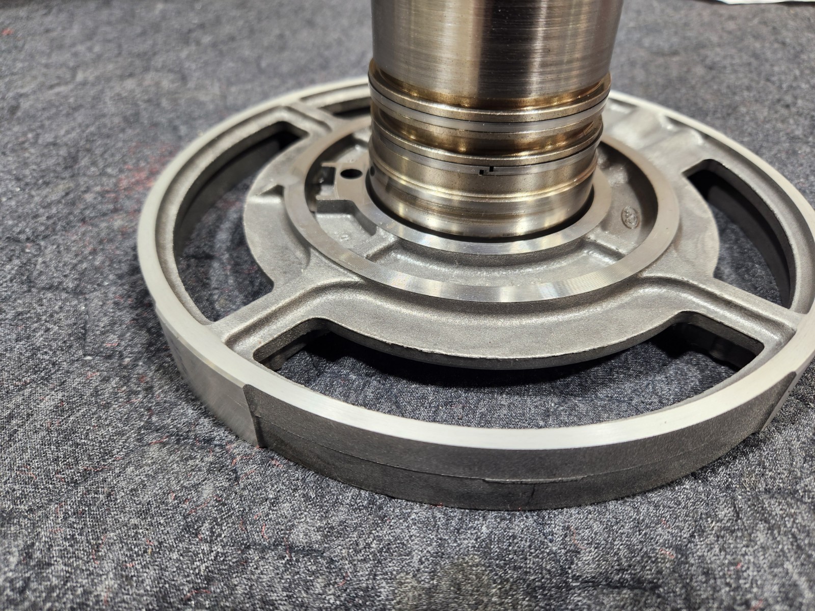 E4OD 4R100 freshly Machined Aluminum Center Support Plate upgraded