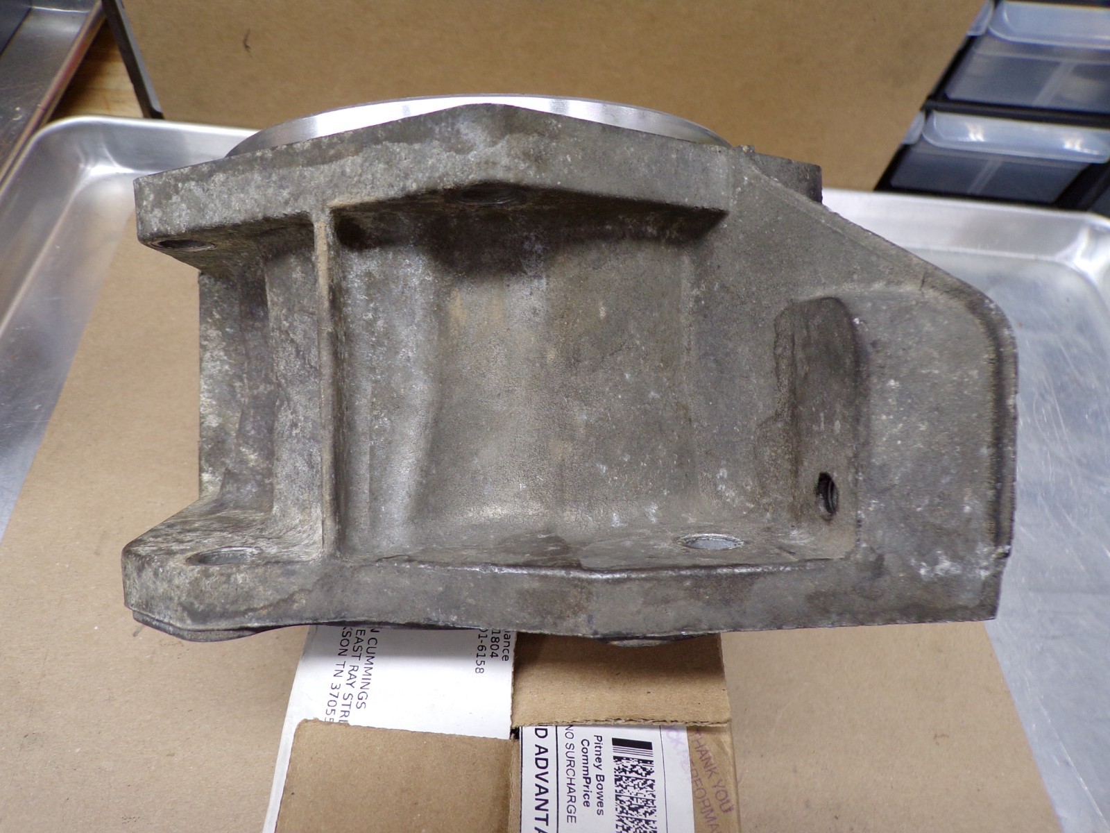 95-05 4l60E 4WD Extension Transfer Case Adapter 4×4 Housing 5 Bolt 15963696