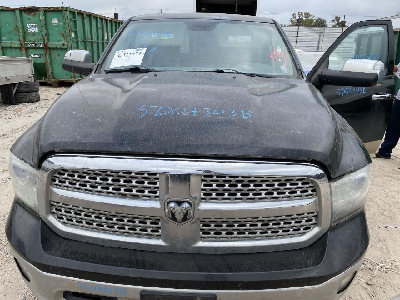 Transfer Case Classic Style 5 Lug Wheel Fits 11-23 DODGE 1500 PICKUP 571865