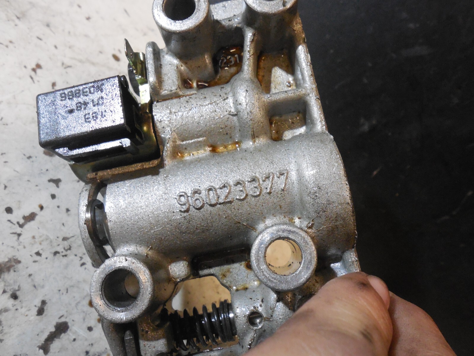 BMW Z3 E36 328i 325i Isuzu Transmission Auxiliary Valve Body GM 96023377