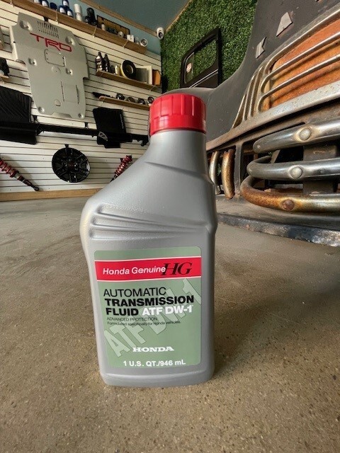 (2) Honda OEM Automatic Transmission Fluid ATF DW-1 08200-9008 same as dealer