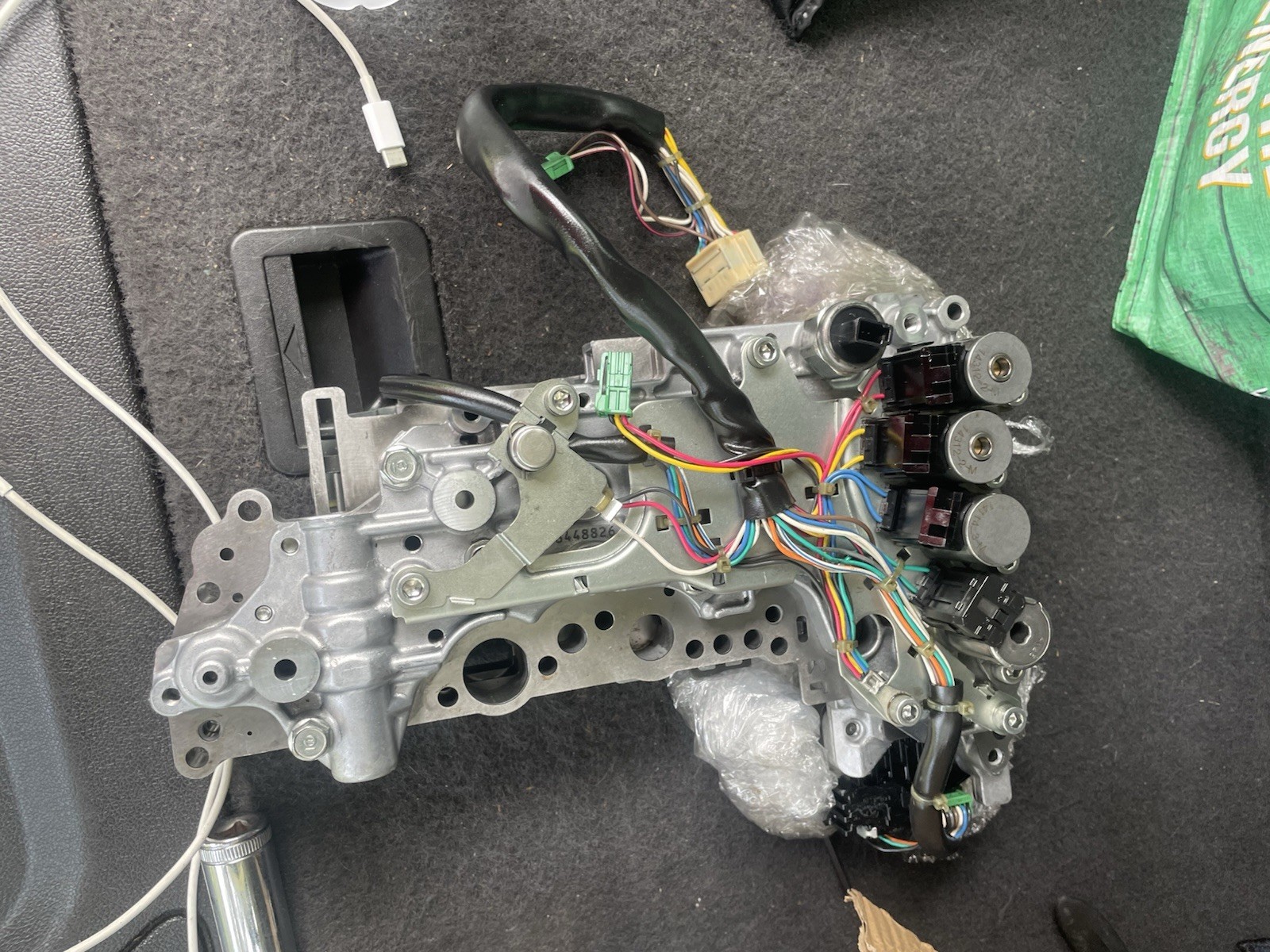 CVT Transmission Valve Body For Nissan Altima Maxima Murano Quest Megane Renault