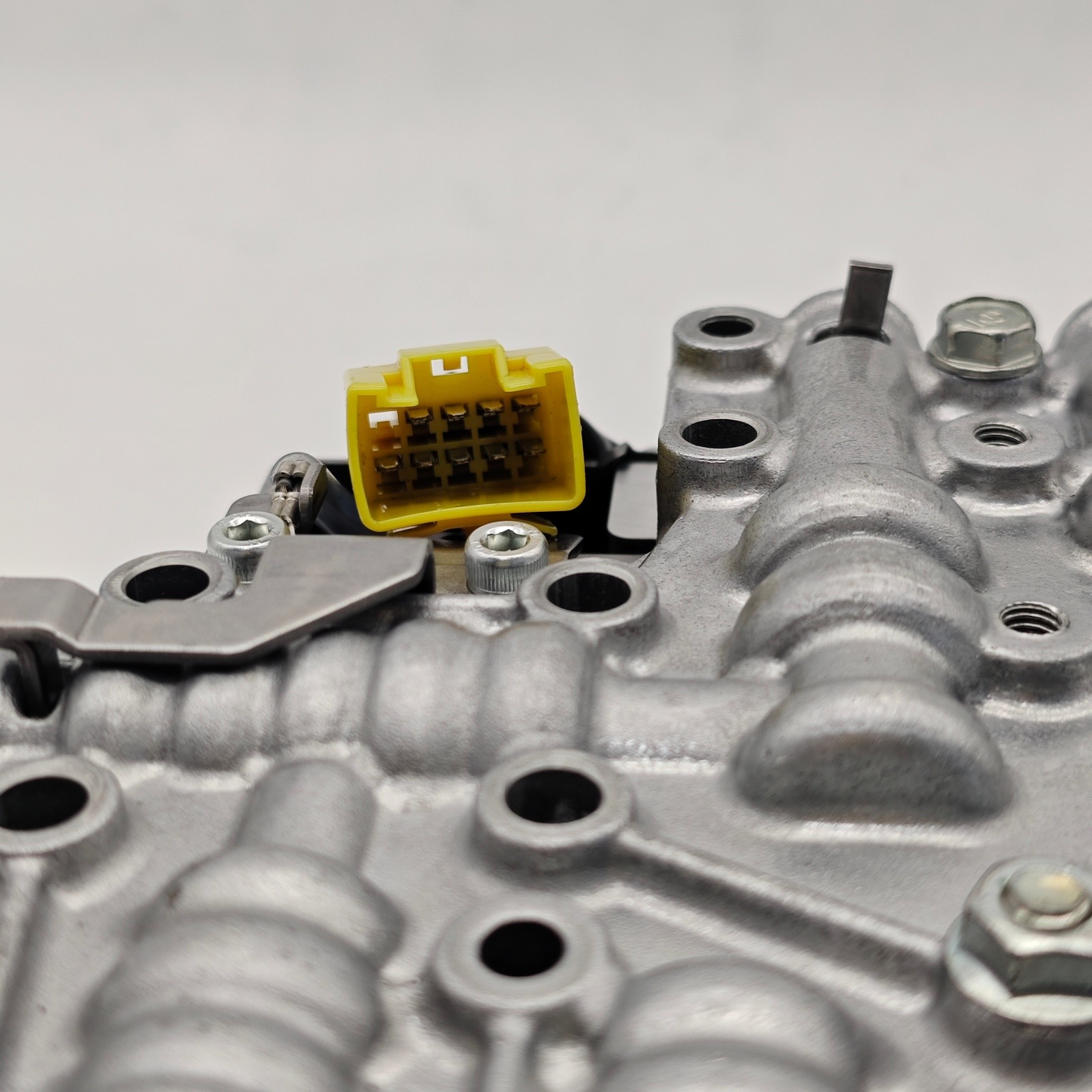 TR580 CVT Transmission Valve Body For Subaru Forester Impreza Outback Silver