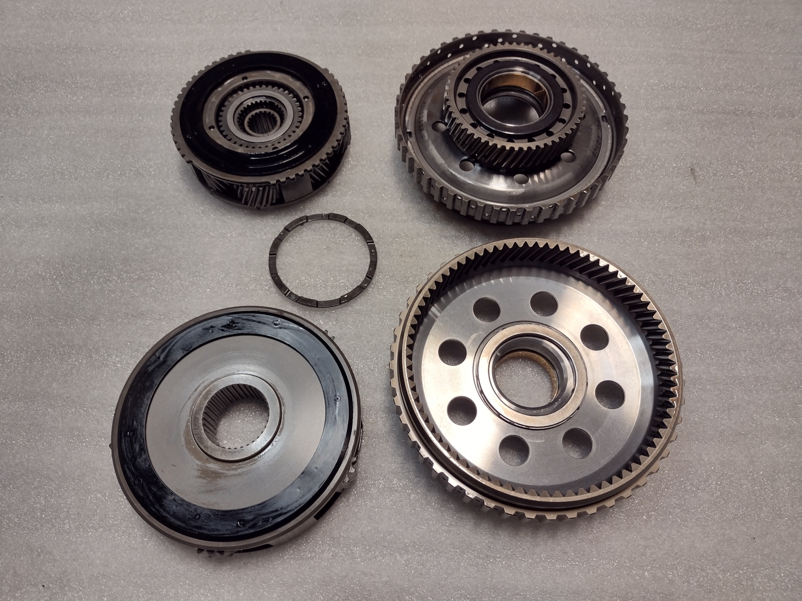 Hyundai KIA A8LF1 Transmission Middle and Rear Planet Gear Assembly 2017-up