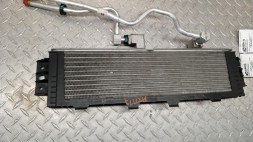 14-19 CORVETTTE C7 Z51 OPT V03 KNP FRONT LOWER OIL COOLER ASSEMBLY WITH BRKT AND