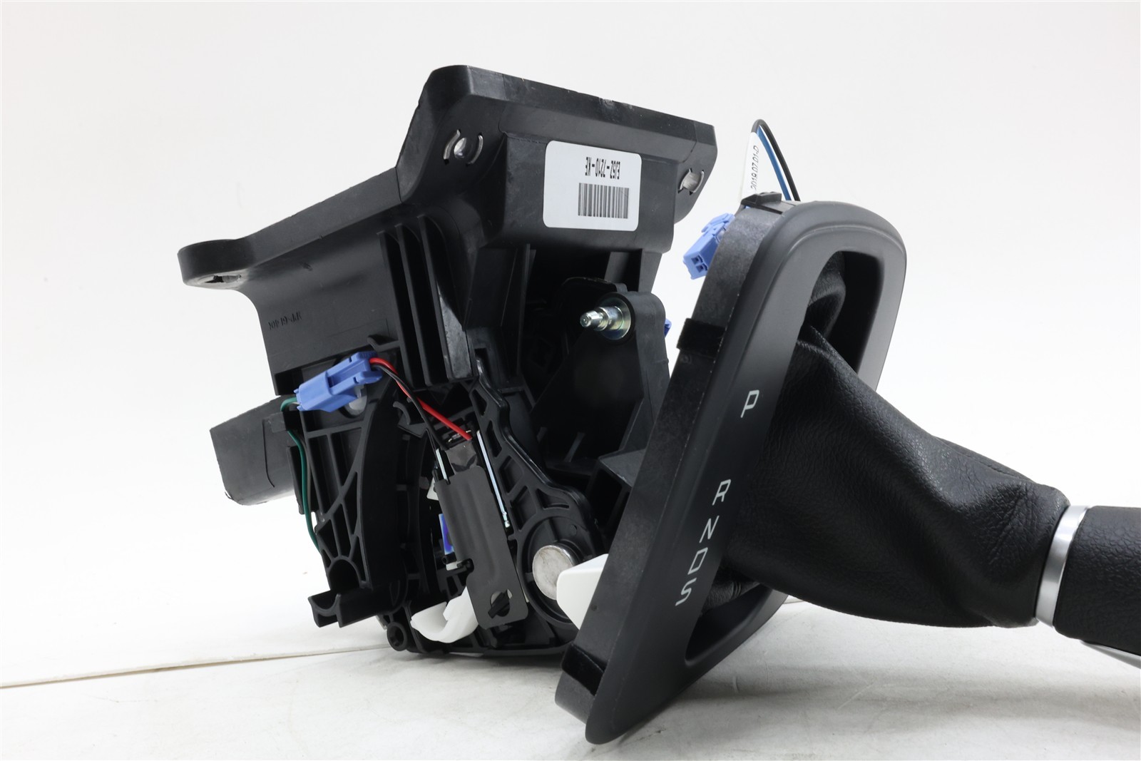 NEW OEM Ford Gear Shift Lever Assembly EJ5Z-7210-KE Escape 2013-2016