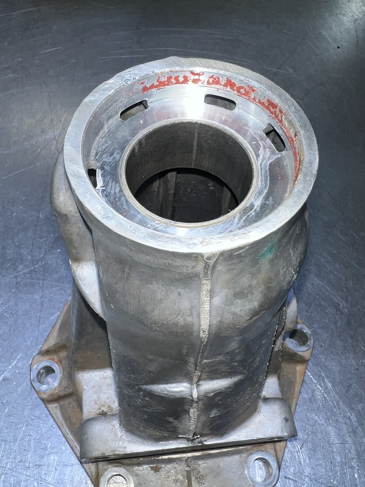 4l60e 4l65e 4l70 Transmission 2WD Tail Housing
