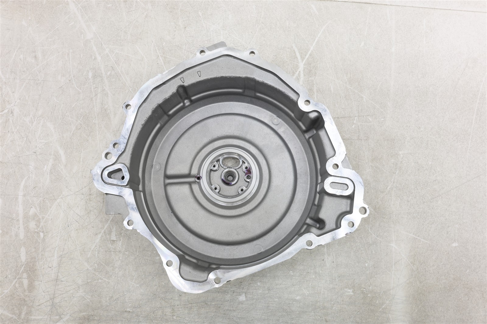 NEW OEM GM Automatic Transmission Case Cover 24269591 Volt ELR 2011-2016