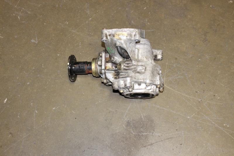 2005-2007 Nissan Murano Transfer Case Assembly CVT AWD OEM