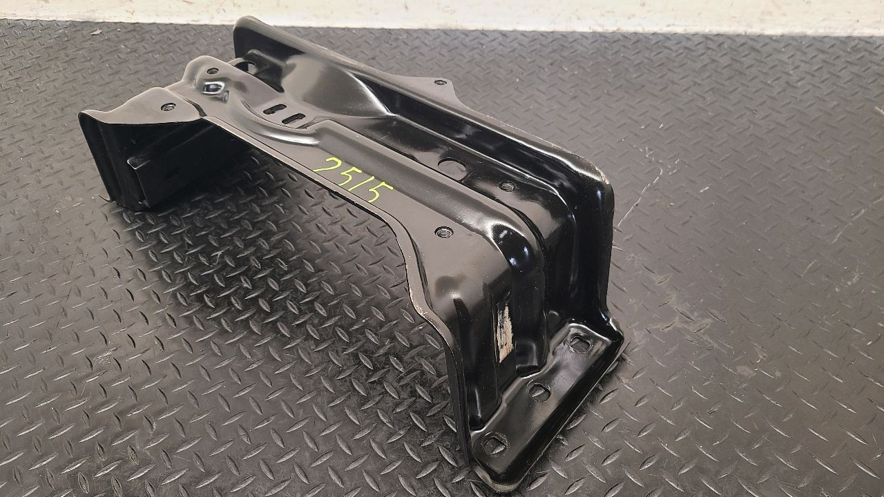 11-13 Dodge Durango RWD Automatic Transmission Crossmember OEM 52124631AC