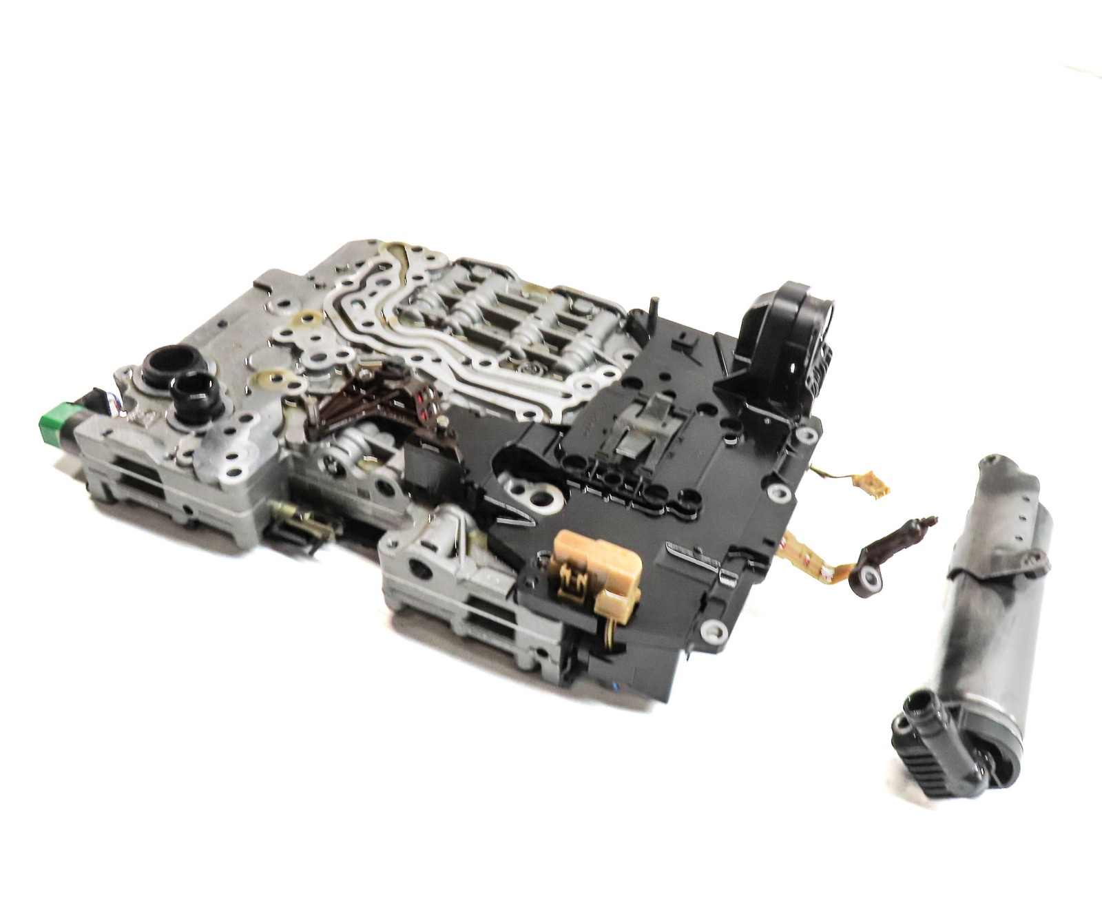 14 BMW 328i 328iGT X3 F25 F30 F34 2.0L 8HP45 A/T VALVE BODY w/HYDRAULIC OIL PUMP