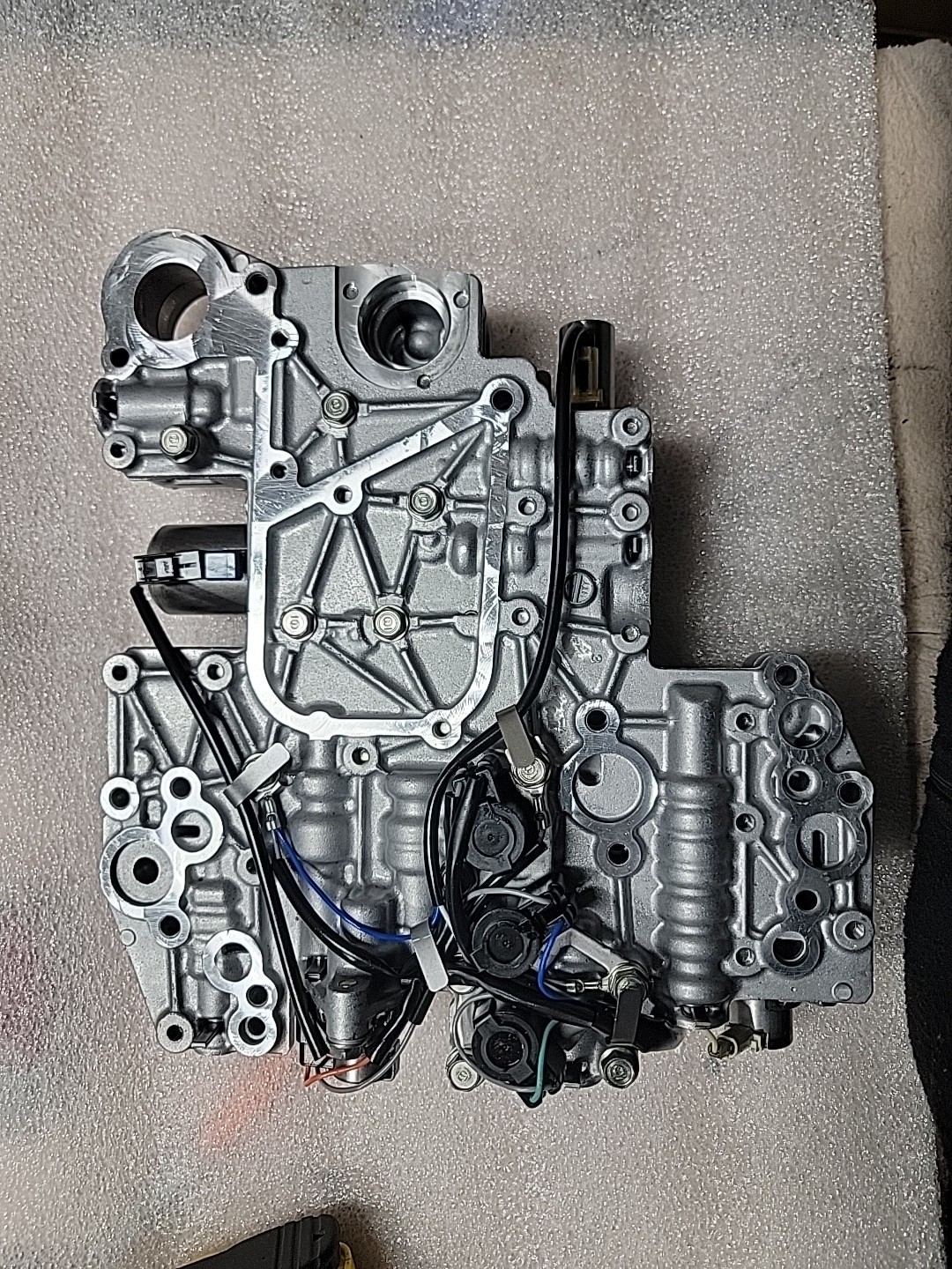 TR690 CVT Valve Body For Subaru Forester Legacy Outback 2.0L 2.5L 2010-2015