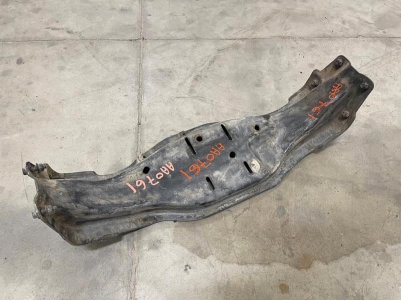 01 Dodge Ram 3500 8.0L 4×4 AT V10 47RE Transmission Crossmember Frame Mount