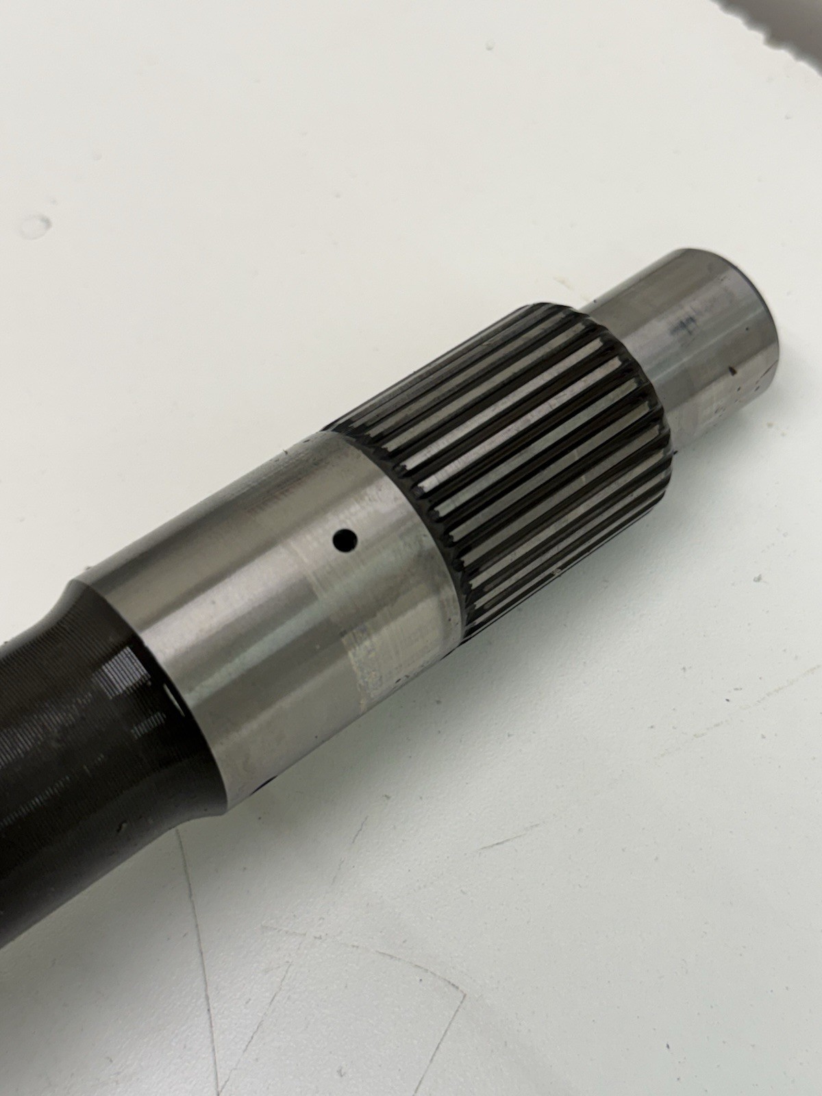 2003-2006 Nissan 350Z G35 Automatic Transmission Output Shaft 31481-90X07 OEM
