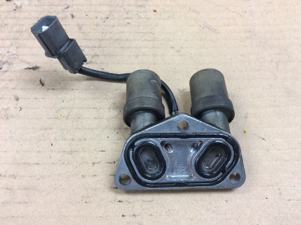 01 02 03 04 05 Civic 1.7L AT Bottom Lower Shift Solenoid Assembly Used OEM