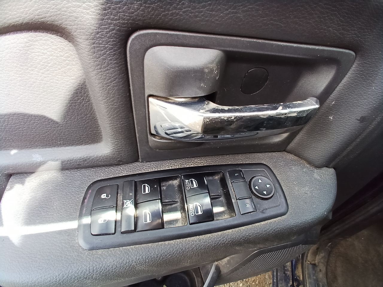 Automatic Transmission 147,697 Miles from 2012 Dodge Ram 1500 4×4 5.7L 11947630