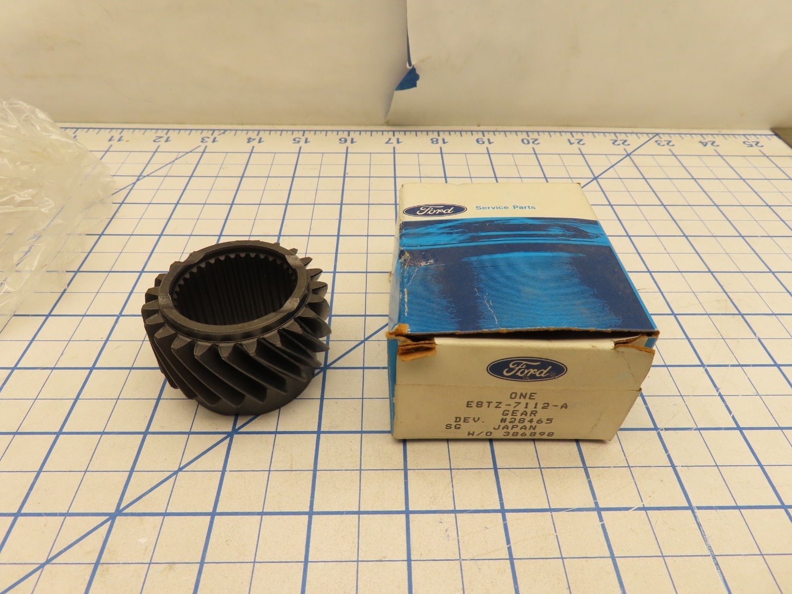 Ford E8TZ-7112-A Main Shaft 5th Gear M5R1