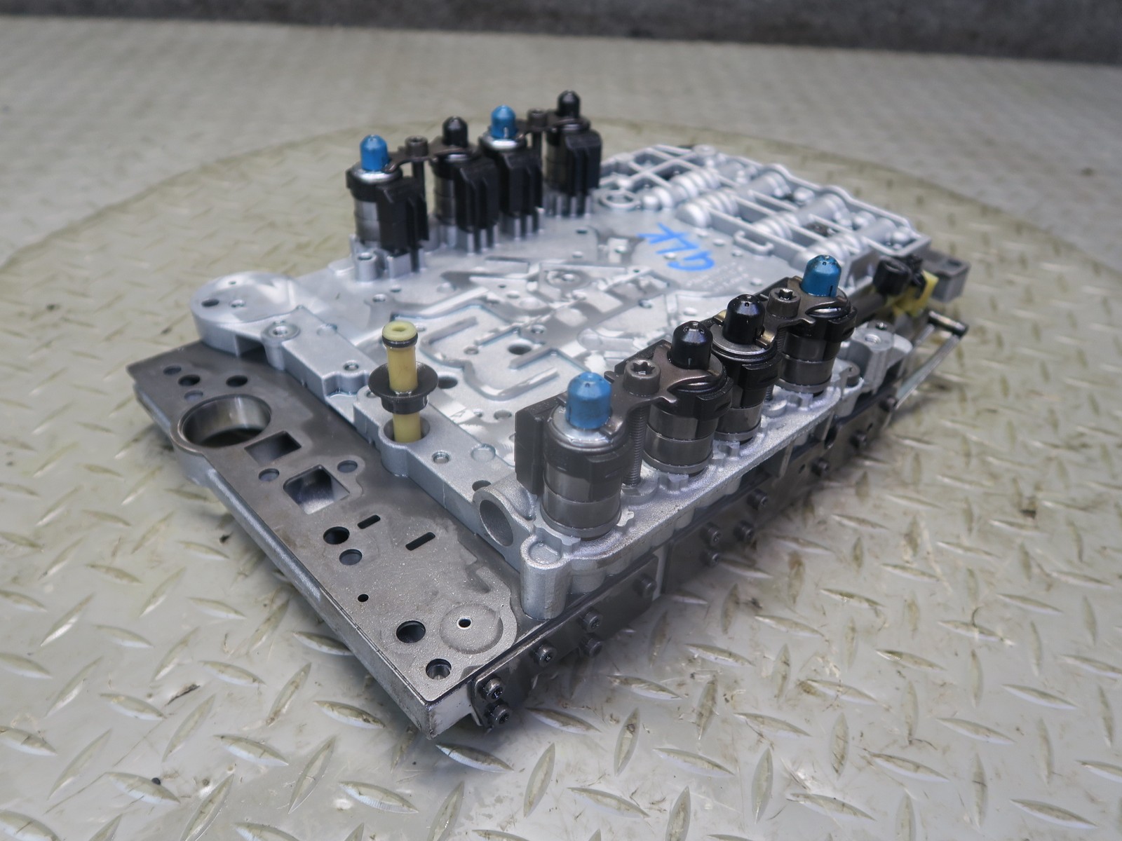 2012-2015 MERCEDES R172 SLK 722.9 7G TRONIC AUTOMATIC TRANSMISSION VALVE BODY
