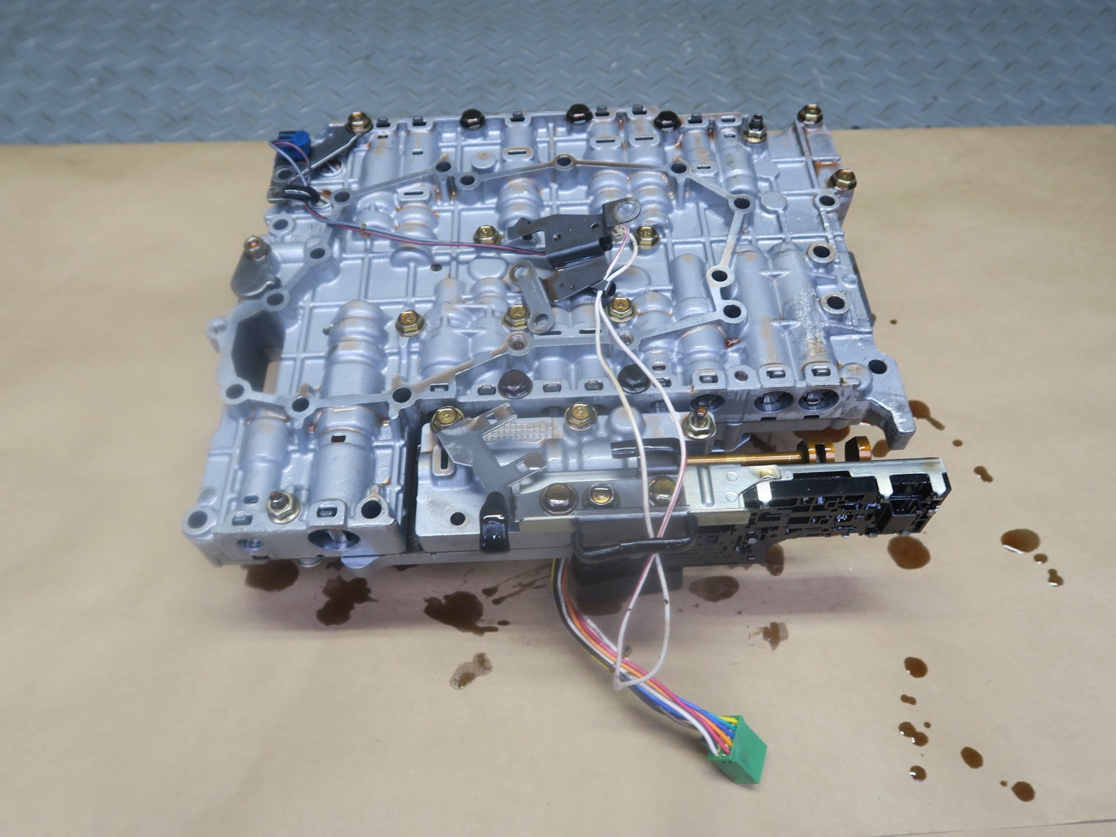 2004 NISSAN 350Z RE5R05A AUTOMATIC TRANSMISSION VALVE BODY MECHATRONIC 34K OEM