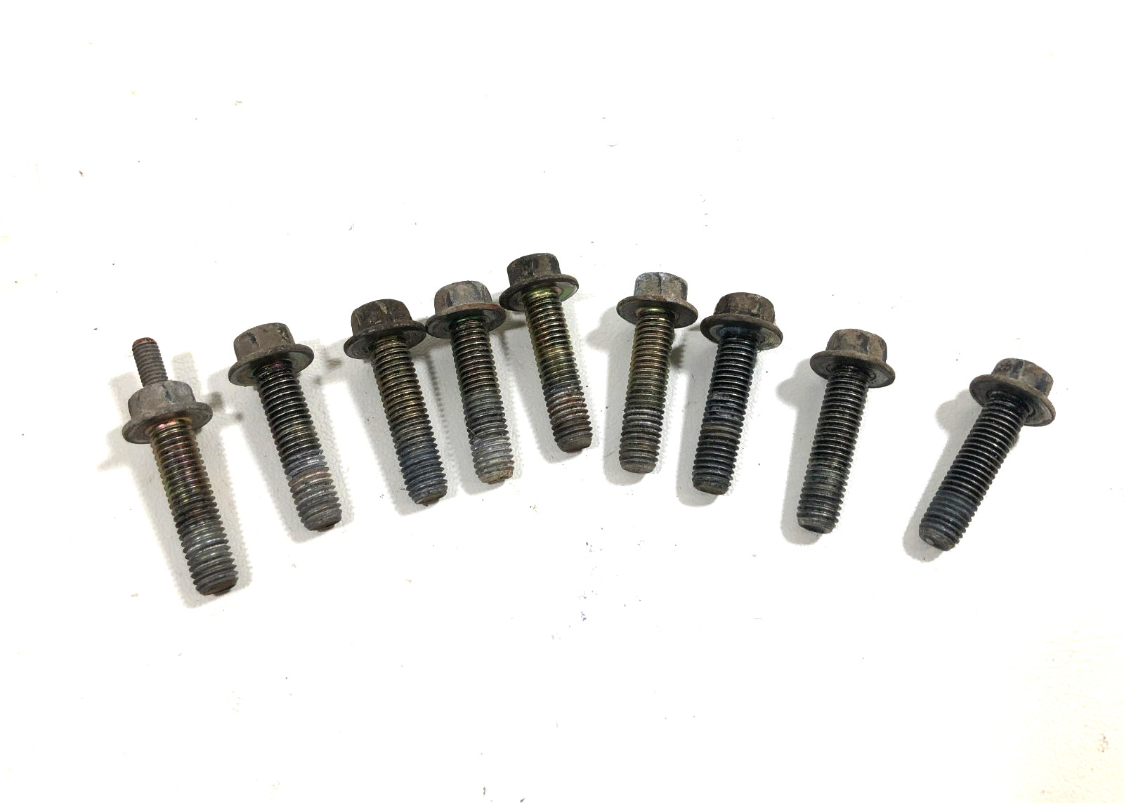 99-03 Ford F250 4R100 2wd Super Duty bolt Rear Tail Housing