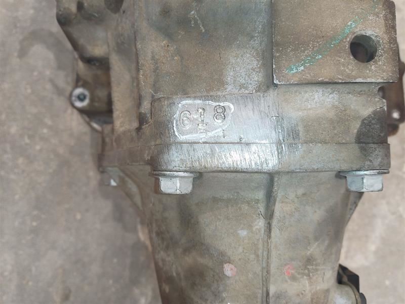 2WD Automatic Transmission from 1999 Suburban 1500 5.7L [122K miles] 6367488