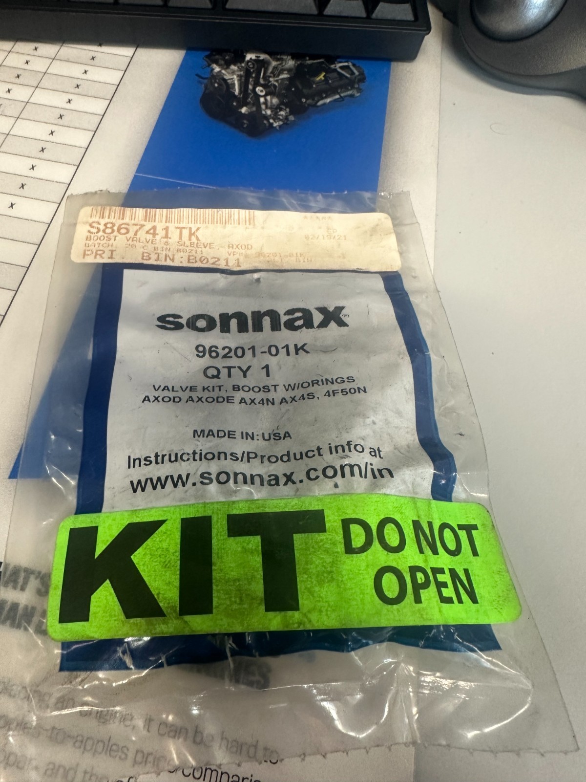 Sonnax 96201-01K Boost Valve & Sleeve Kit 4F50N, AX4N, AX4S, AXOD, AXODE