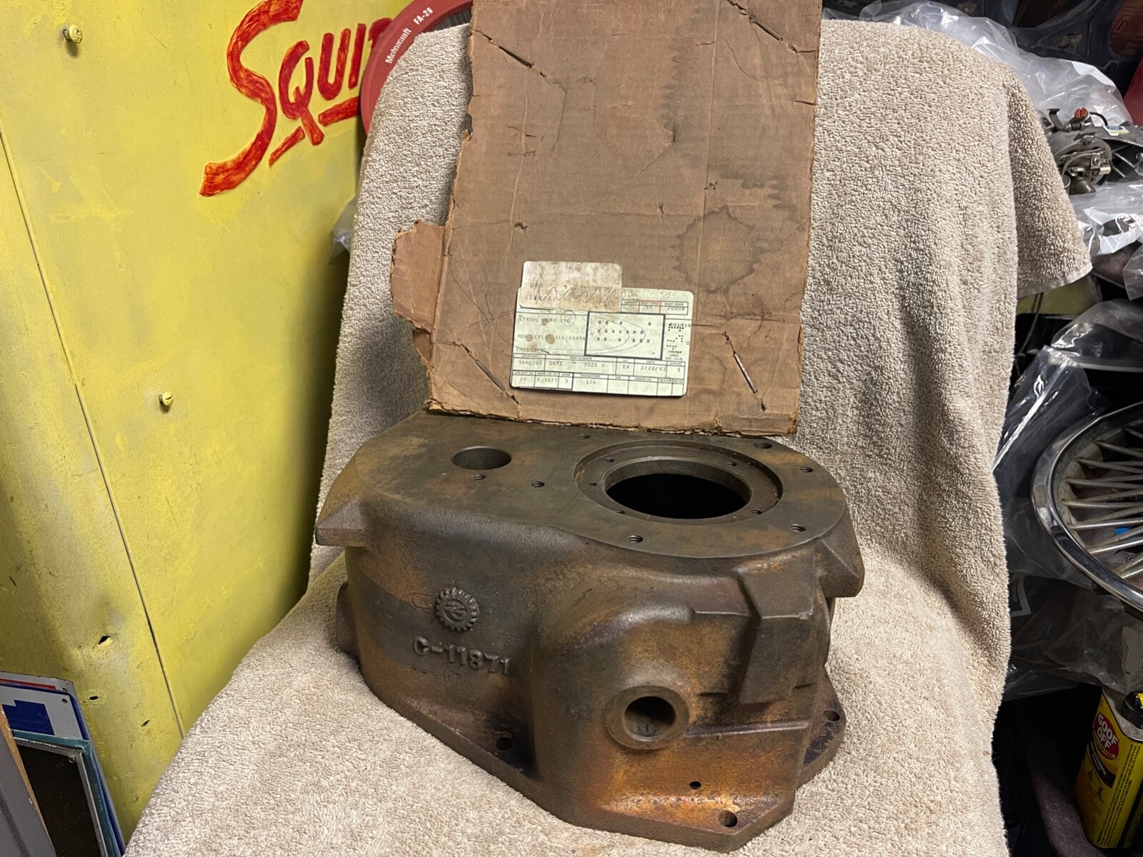 NOS FORD D4TZ-7005-H 1974 F100 PICKUP TRANSFER CASE C-11871