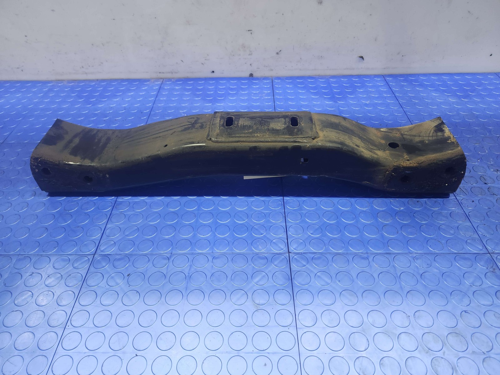 15-19 Chevy Silverado 2500 3500 4×4 Automatic Transmission Crossmember OEM