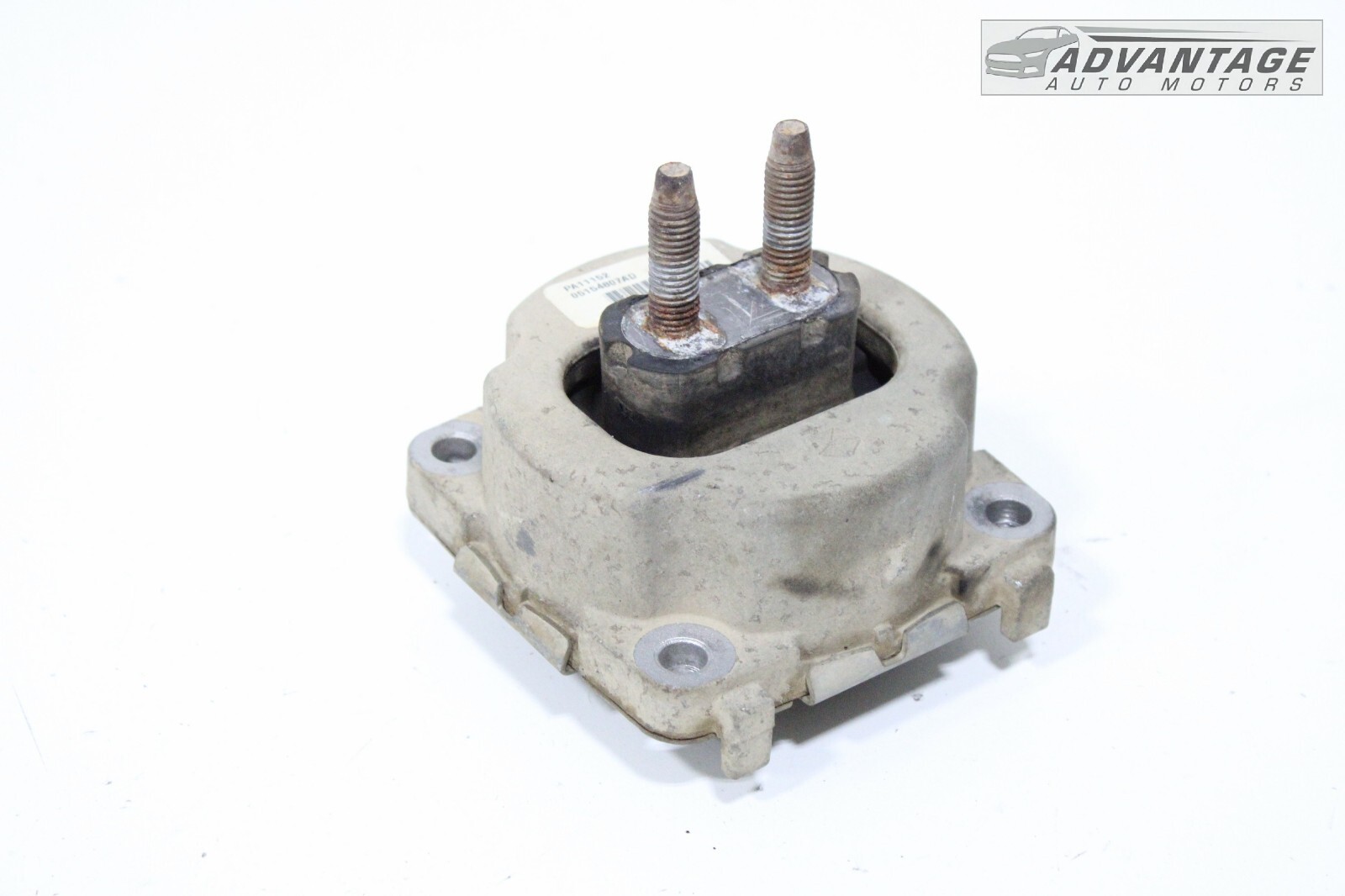 2014-2021 JEEP GRAND CHEROKEE 3.6L 4WD TRANSMISSION MOUNT INSULATOR BRACKET OEM