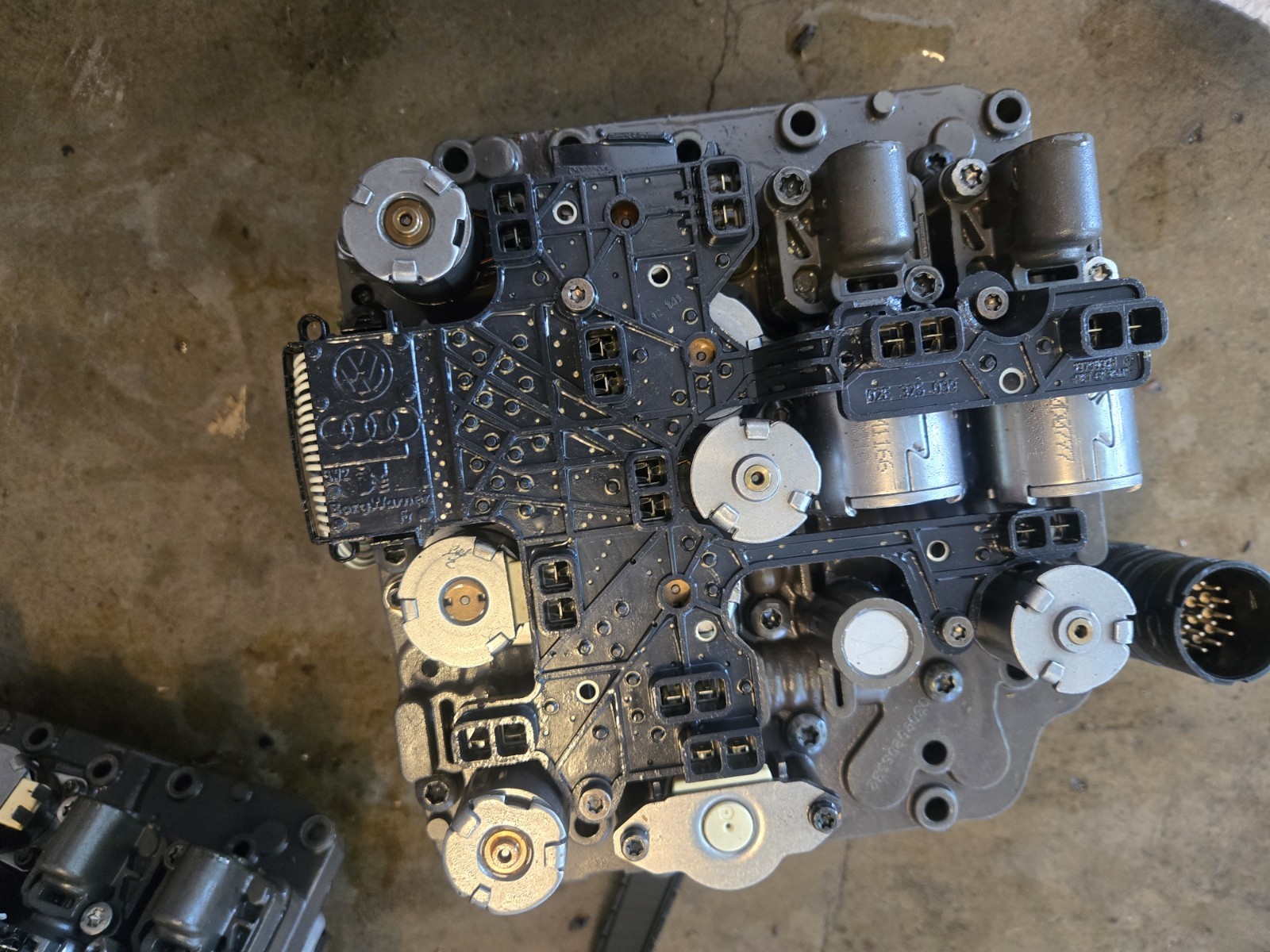 TCM TCU Mechatronic Valve Body Control Unit 02E927770AL for 02E DQ250 VW Audi