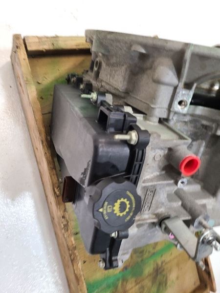 10-12 FORD TAURUS Automatic Transmission 6 Speed 3.5L FWD