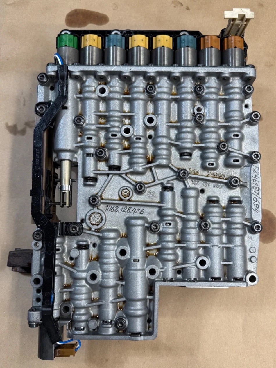 09-12 BMW 750i 750li F01 F02 OEM Zf 6hp26 Transmission Valve Body