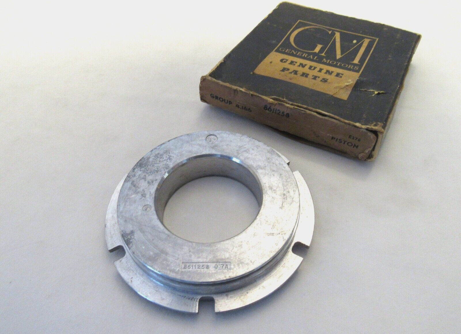 NOS 1946-51 Olds Pontiac H.T. Transmission Rear Clutch Pressure Plate GM 8611258