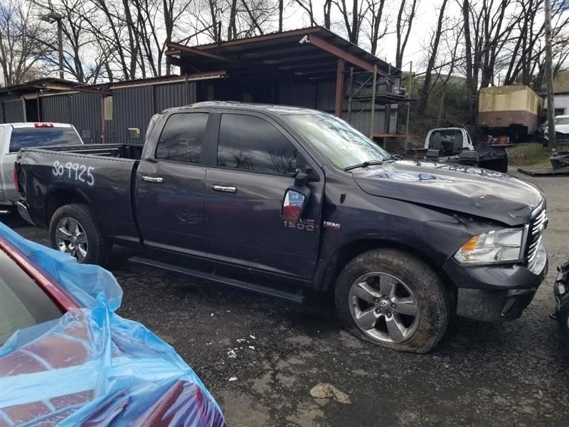 Transfer Case Classic Style 5 Lug Wheel Fits 11-23 DODGE 1500 PICKUP 4659776