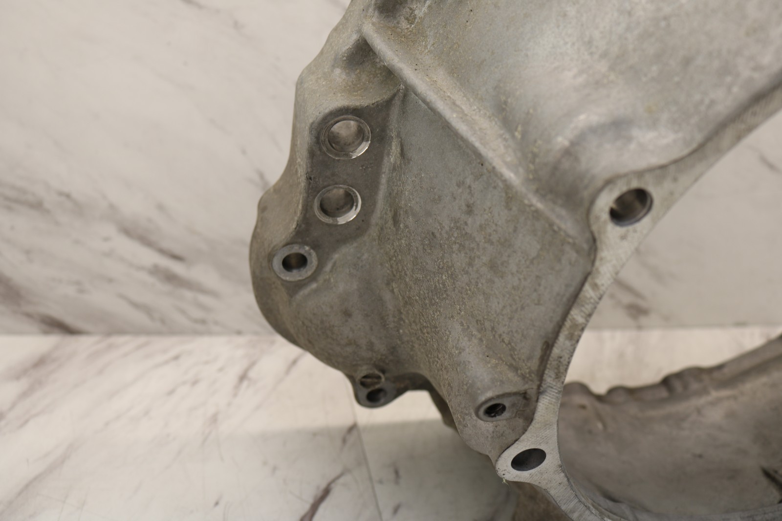 08-20 370Z G37 Q50 Q60 VQ37VHR AT BELL HOUSING CONVERTER HOUSING RE7R01A HOUSING