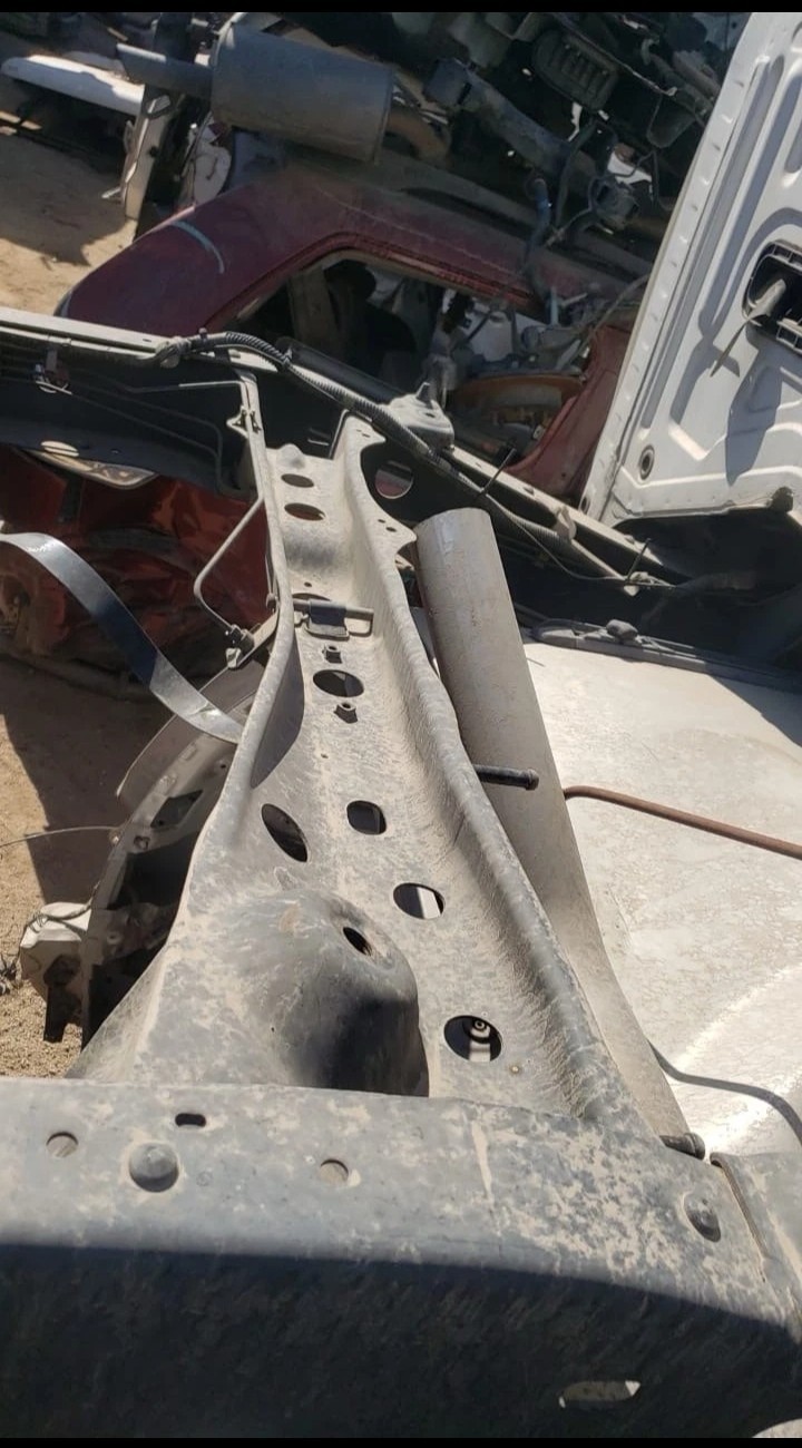 2000 – 2006 Tundra Toyota Rear Frame Crossmember Gas Tank carrier Genuine OEM