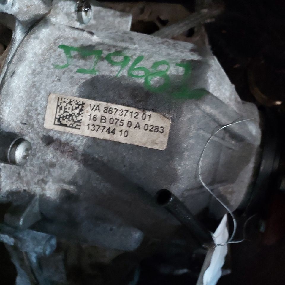 Transfer Case AWD Fits 16-18 BMW 750i 267205