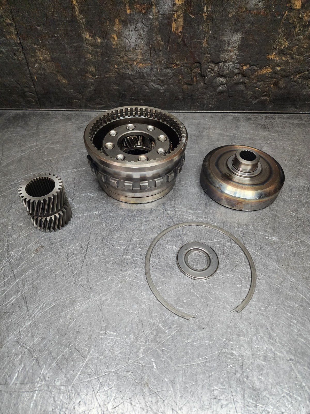 TH400 400 TRANSMISSION REAR PLANET & SUN GEAR ANGLED TEETH 1 SHORT LUG 1969-UP