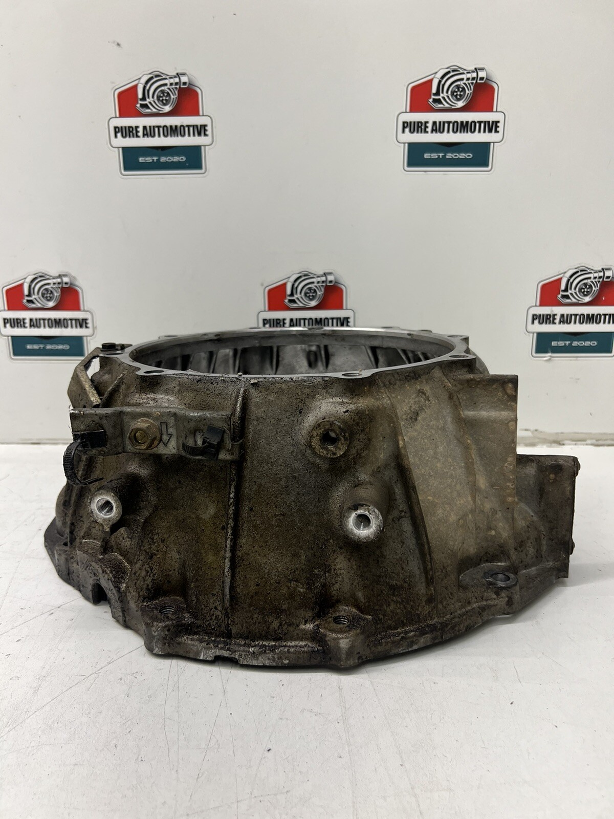 2003-2006 Nissan 350Z G35 Automatic Transmission AT Bellhousing OEM 113
