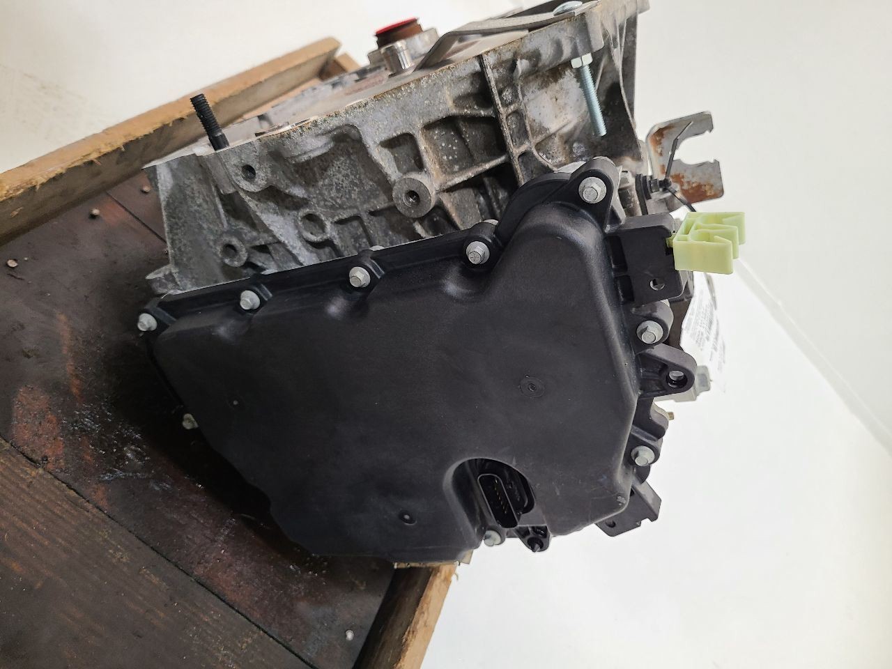 2016 – 2021 BUICK ENCORE 6 Spd Automatic Transmission FWD Opt Luv 30K Miles
