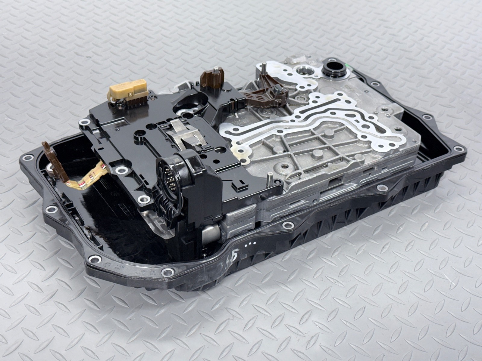 ✅ 19-24 RAM 1500 OEM AUTOMATIC TRANSMISSION VALVE BODY CONTROL UNIT 8HP75 Mopar