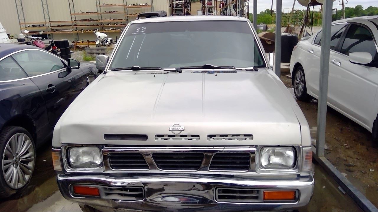 Manual Transmission 4 Cylinder 2WD Fits 96-97 NISSAN PICKUP 9629818