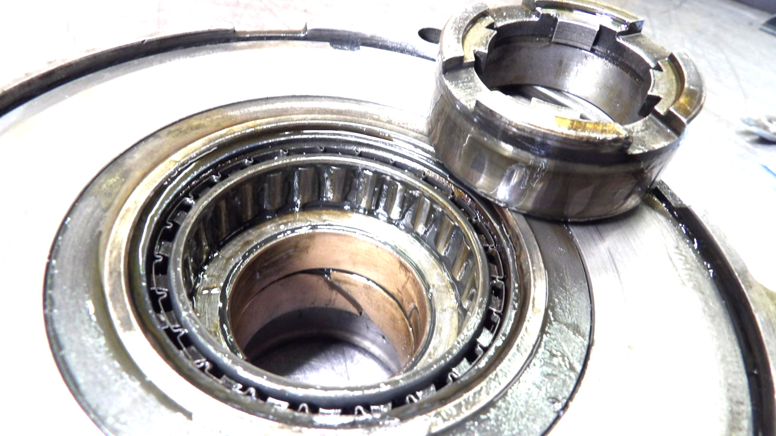 GM Jetaway Automatic Transmission ” Front Pump Assembly ” Very Good