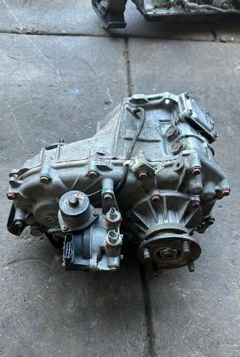 2000-2004 Toyota Tundra Transfer Case 8 Cylinder