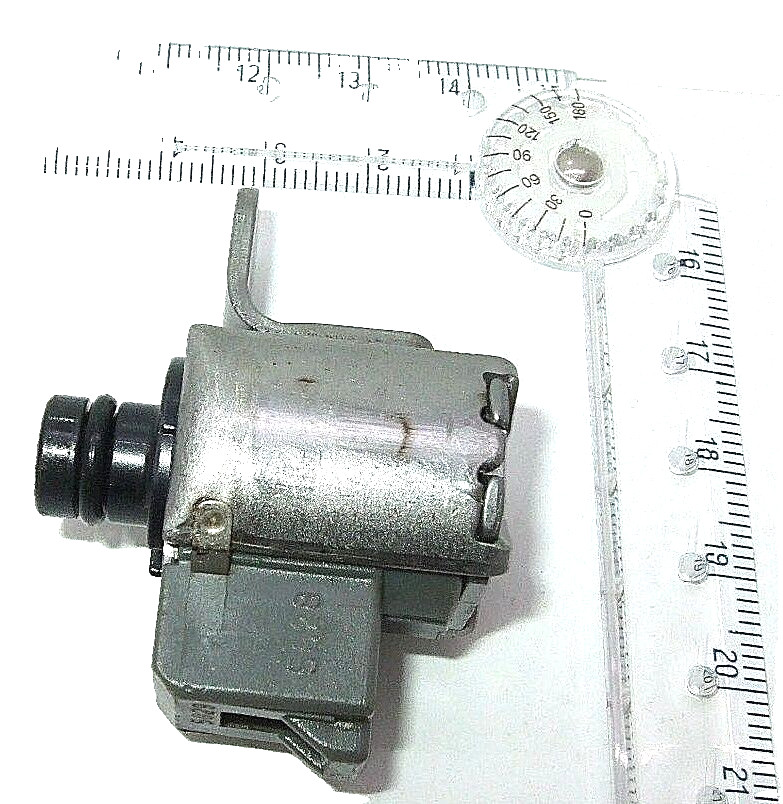 NEW GENUINE/ OEM 2658166H30000 26581-66H30 SOLENOID for SUZUKI CARRY/EVERY JIMNY