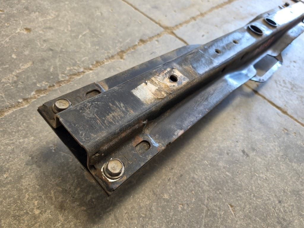 USED 2007 Silverado K2500 4×4 Diesel TRANSMISSION CROSSMEMBER LBZ Shp Los Angele