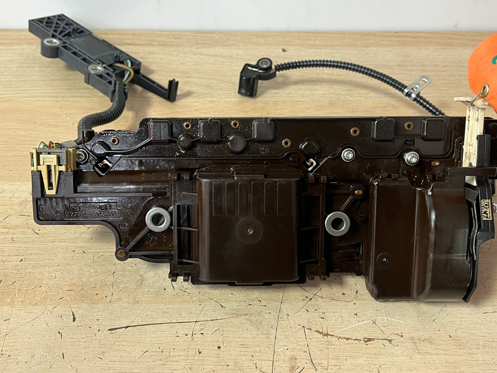 BMW Automatic Transmission Valve Body 24243598 TCM E90 E83 GL45 GM N52 N46 2008