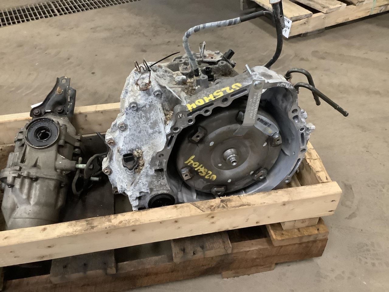 Automatic Transmission 4 Cylinder 2AZFE Engine Fits 02-05 SOLARA 343953