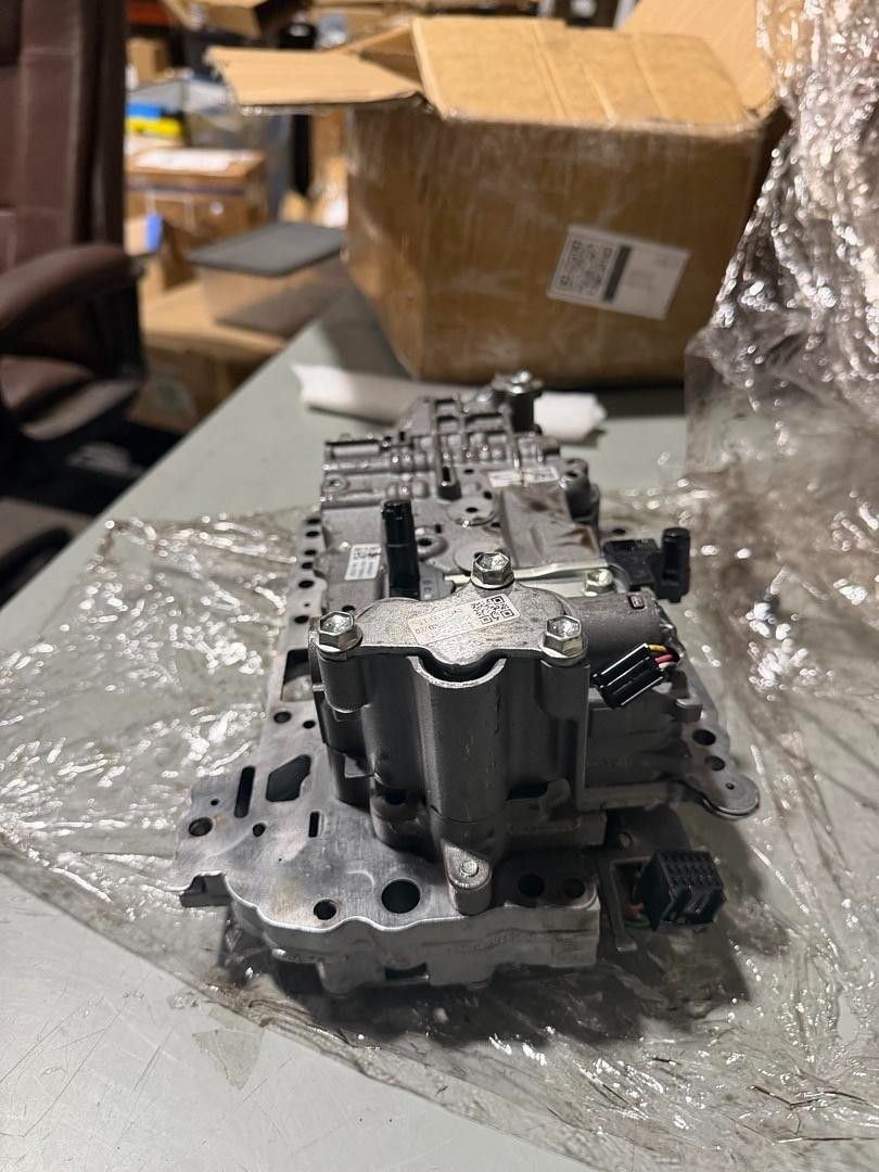 U660E Transmission Valve Body 2011-2016 for Toyota Sienna OEM